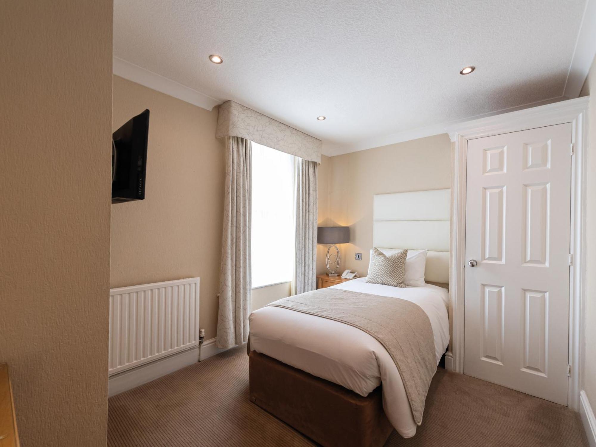 The Royal & Fortescue Hotel Barnstaple Eksteriør bilde